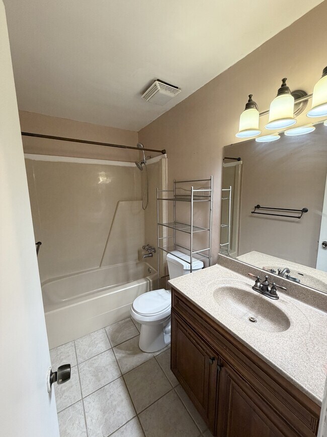 Building Photo - 845 Crashaw St