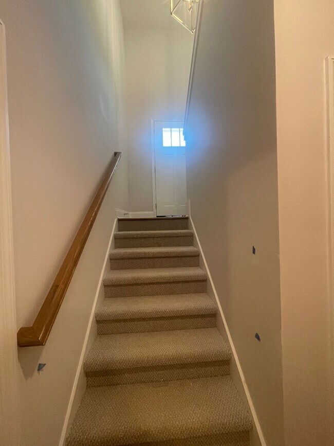 Building Photo - Ooltewah Rental 3 Bedrooms + Full Finished Basement