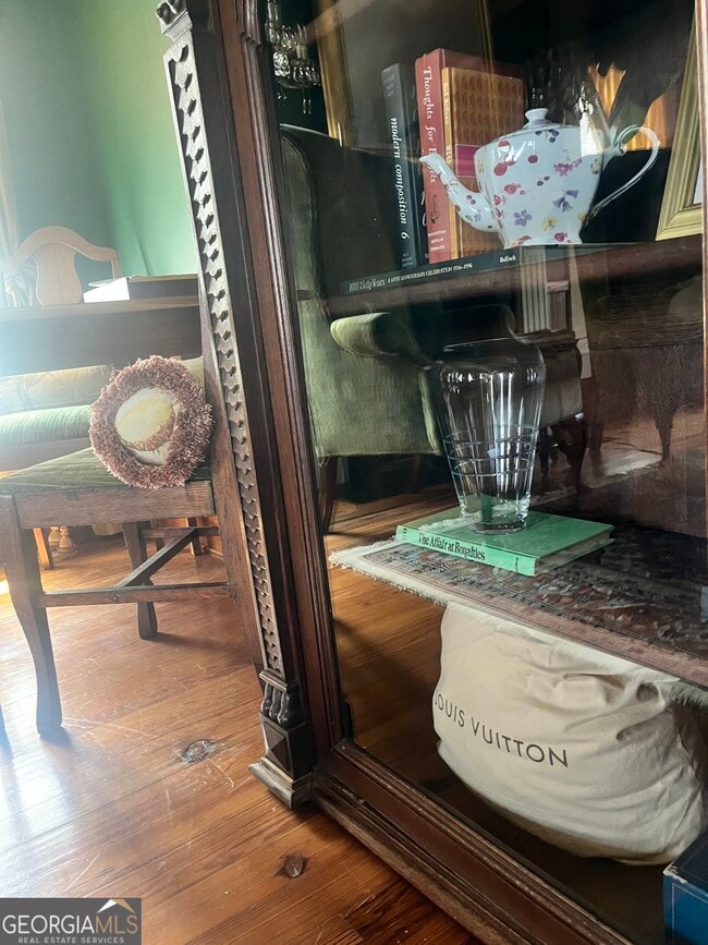 Building Photo - 1663 Thompson Ln