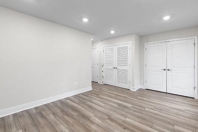 Building Photo - 7807 Petigru Rd