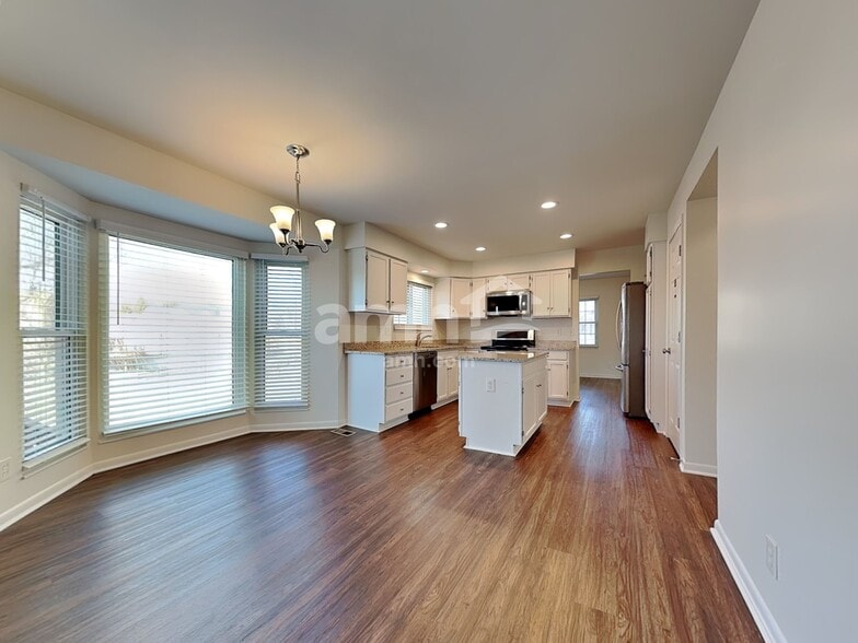 Building Photo - 1929 Morningside Dr