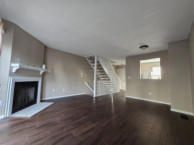 Building Photo - 5690 Kilbury Ln