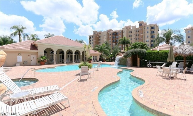 Building Photo - 580 El Camino Real