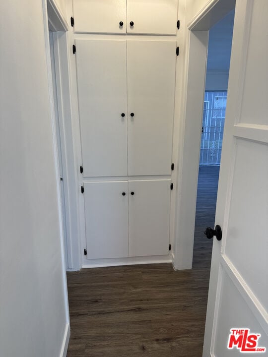 Building Photo - 2560 Venice Blvd.