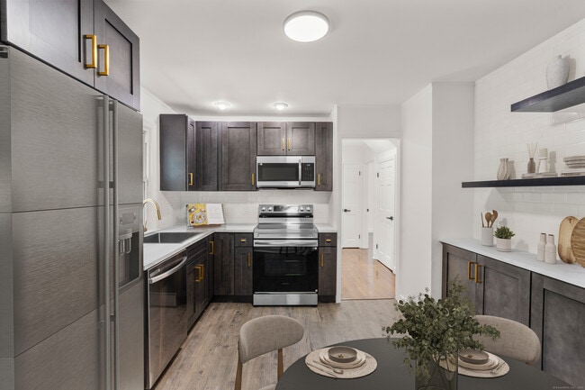 Building Photo - 203 Gorham Ave