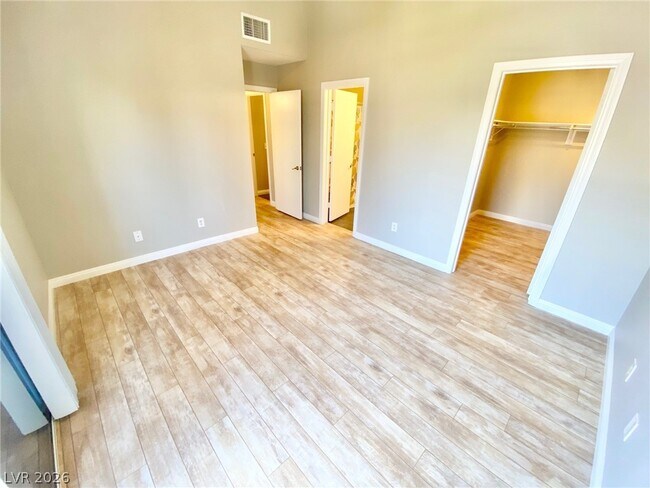 Building Photo - 2153 Jade Creek St