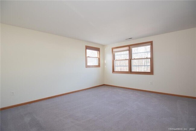 Building Photo - 2 Allspice Ln