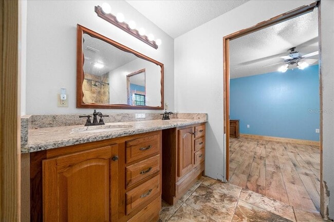 Building Photo - 3135 NE 49th St