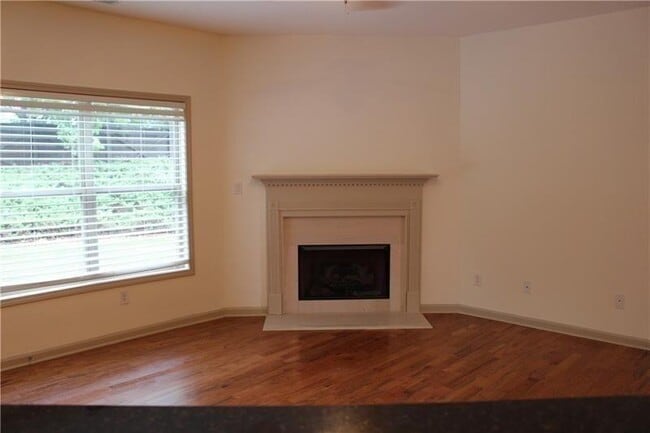 Building Photo - 6065 Apple Rose Dr