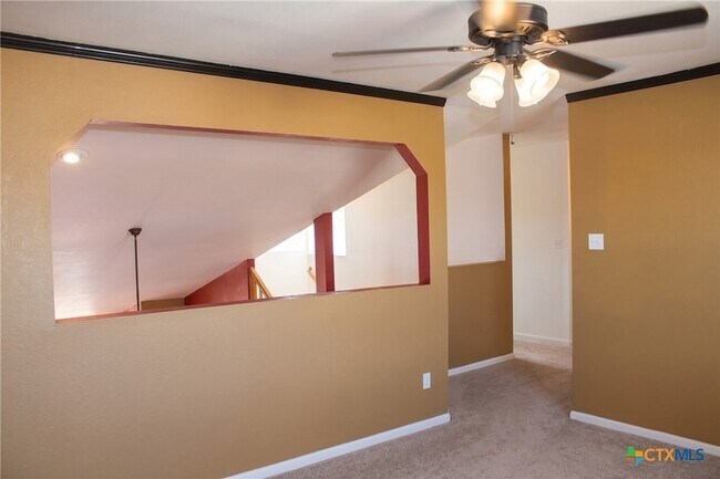 Building Photo - 2205 Napier Dr