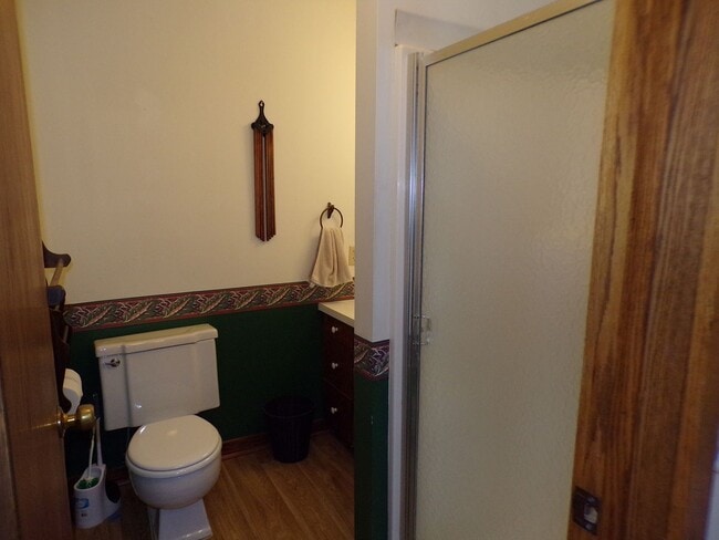 Building Photo - Light-Filled Home in Ideal Traverse City Neighborhood