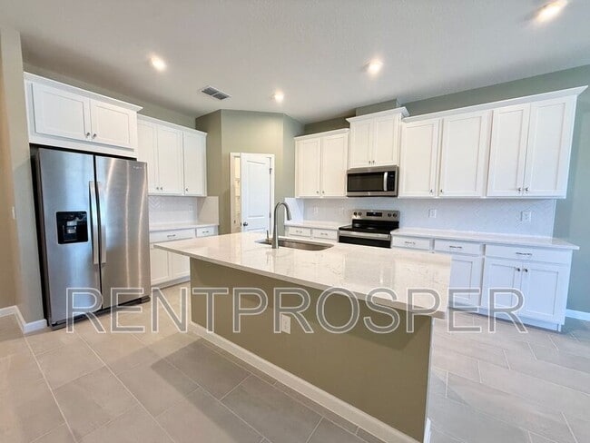 Building Photo - 2633 Ginseng Ivy St