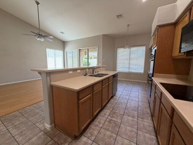 Building Photo - 3130 E Brookwood Ct