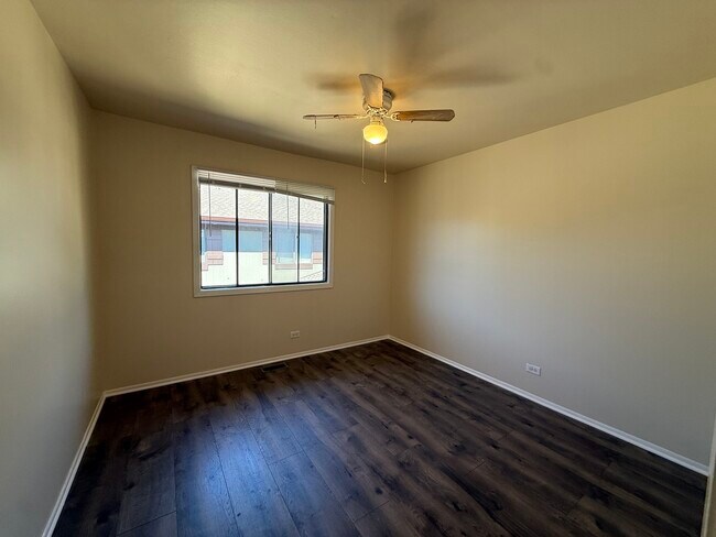 Building Photo - 6258 Gold Cir