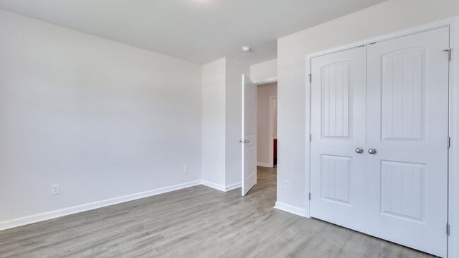 Building Photo - 157 Braxton Blvd