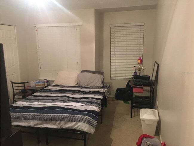 Building Photo - 427 Kensington Lake Cir