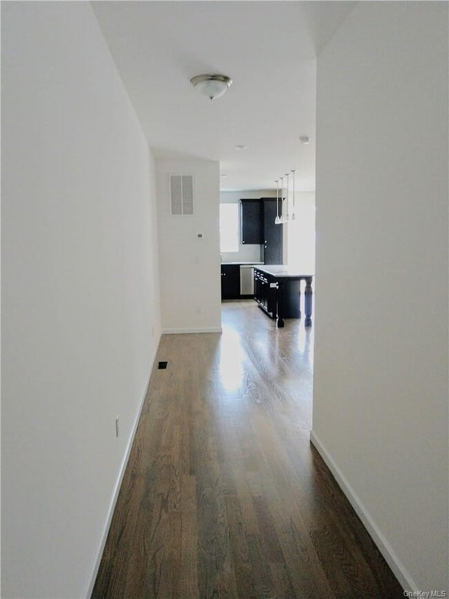 Building Photo - 69 Magnolia Pk Rd