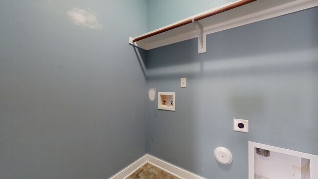 Building Photo - 4 Bedroom Home in Carolina Plantations!