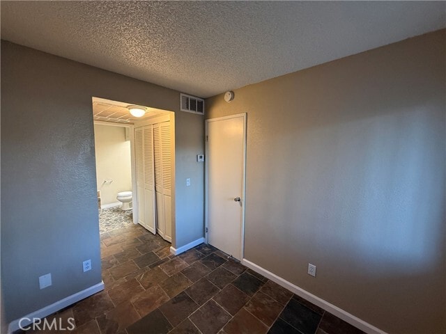 Building Photo - 3640 Oak Creek Dr