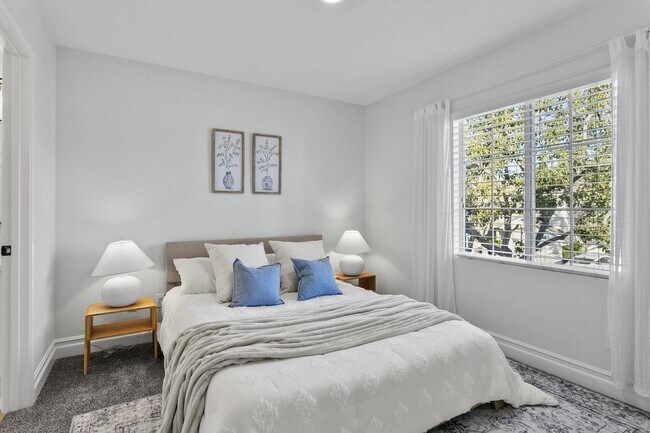 Building Photo - Stunning Aliso Viejo Pool Home 4 Bedroom