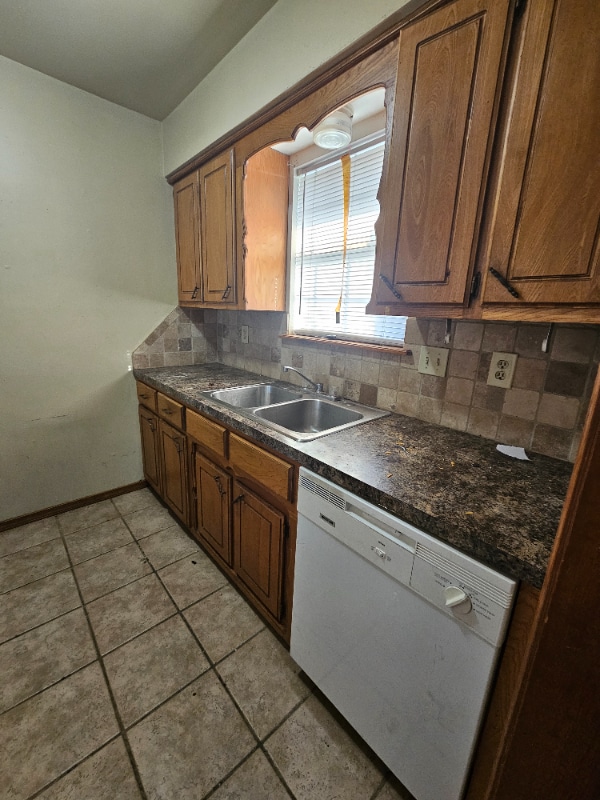 Building Photo - 211 N Grace St