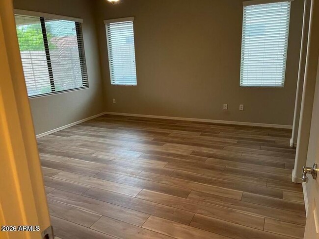 Building Photo - 3519 E Pinot Noir Ave