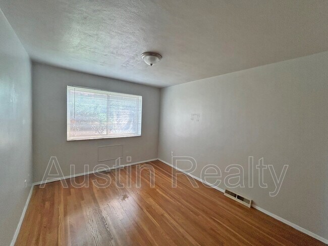 Building Photo - 9111 Olive Blvd