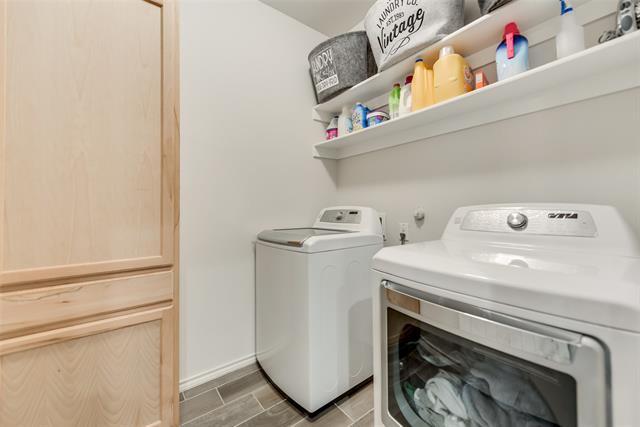 Building Photo - 10117 Burtrum Dr