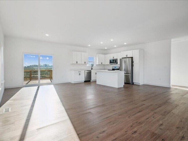 Building Photo - 808 Windam Dr