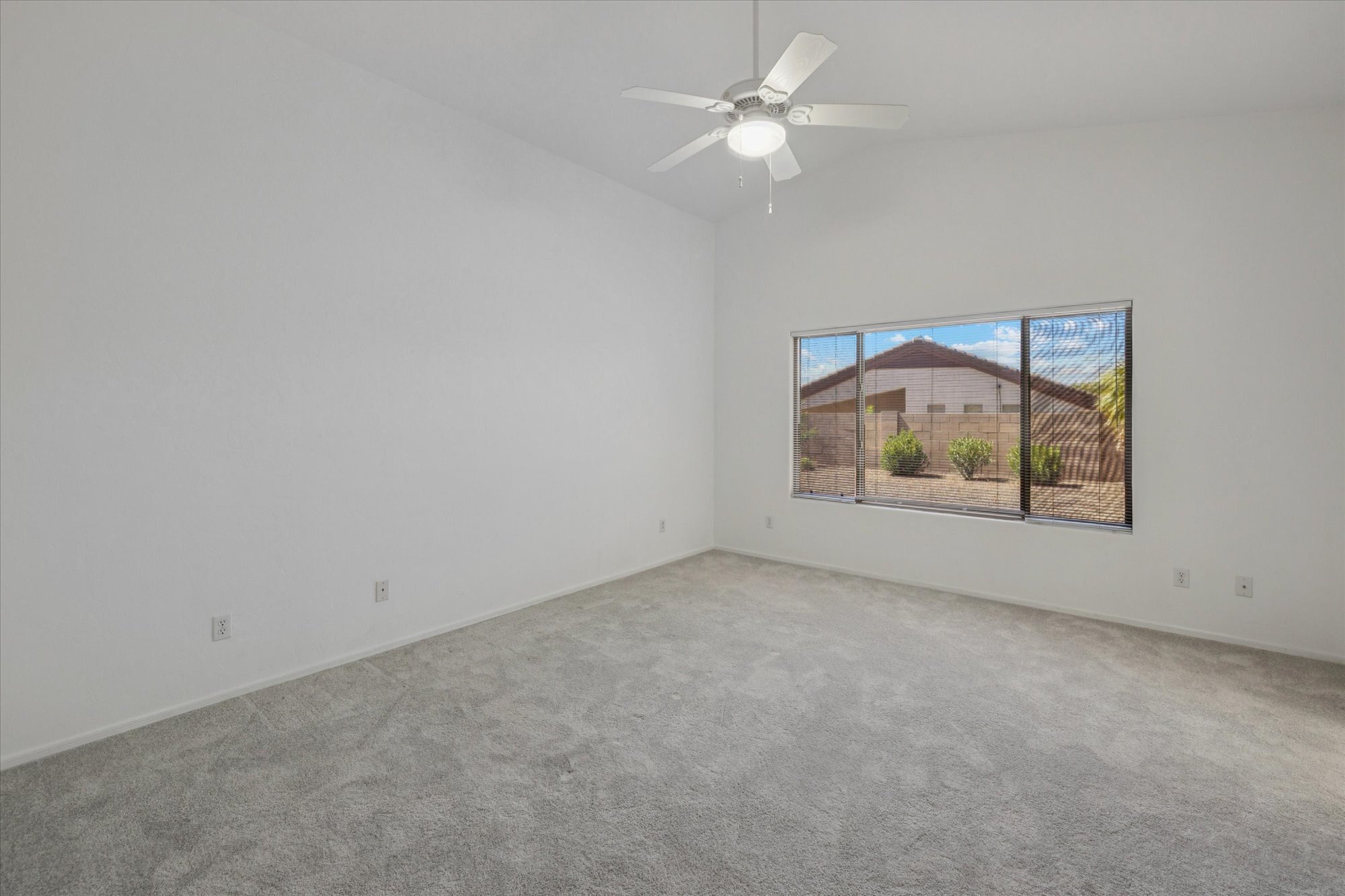 Building Photo - 2311 N Creek Vista Dr