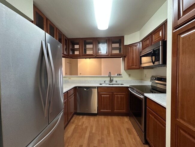 Building Photo - 921 Harbor House Dr