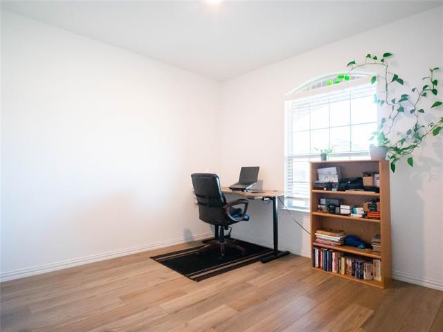 Building Photo - 1107 Daffodil St