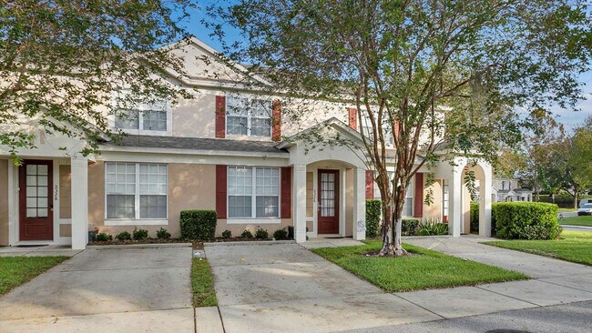 Building Photo - 2326 Silver Palm Dr