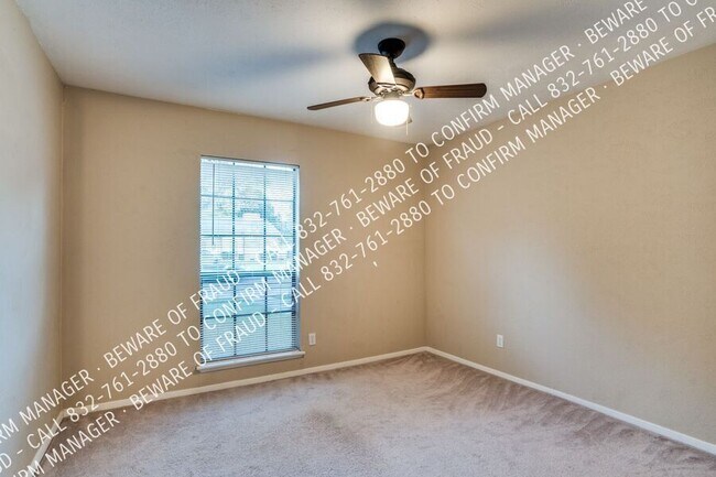 Building Photo - 3121 Fieldview Dr