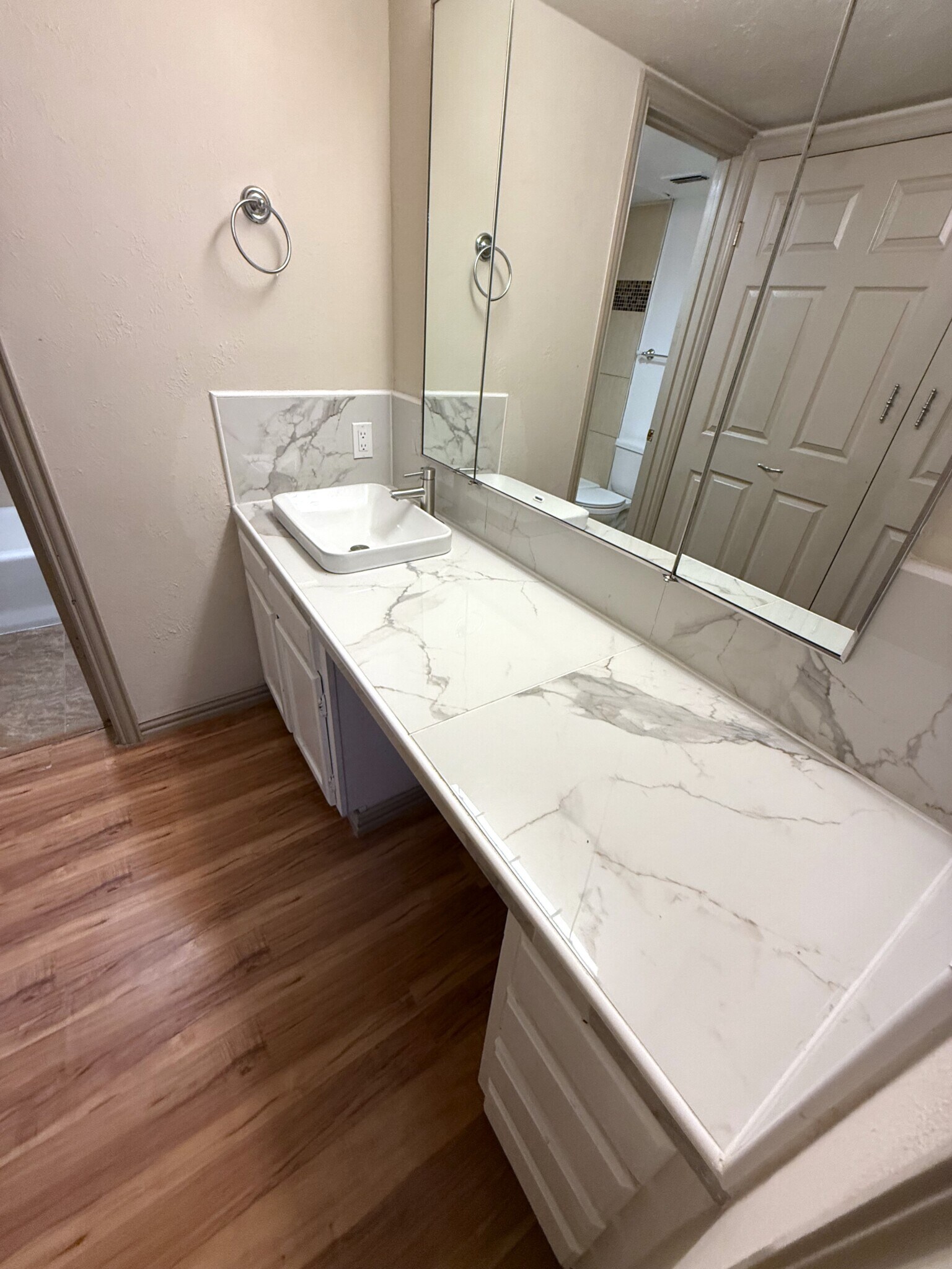 Building Photo - 4557 N O'Connor Rd