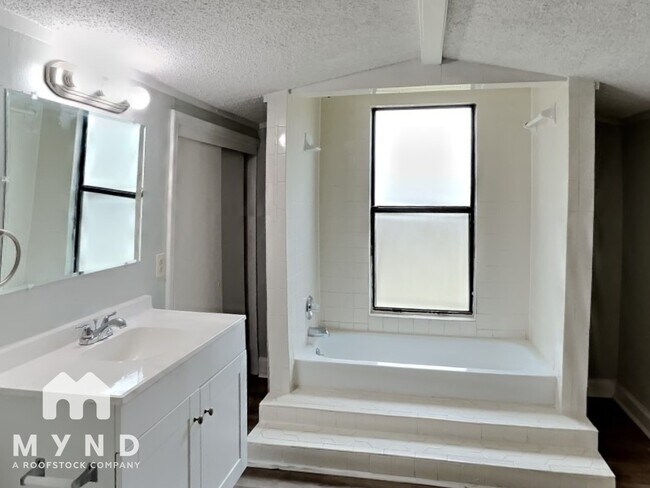 Building Photo - 7071 Atherton Cove