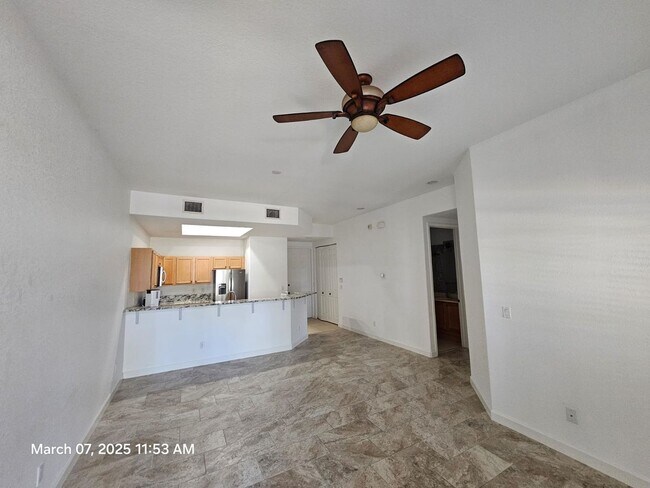 Building Photo - Discover the perfect blend of comfort and ...