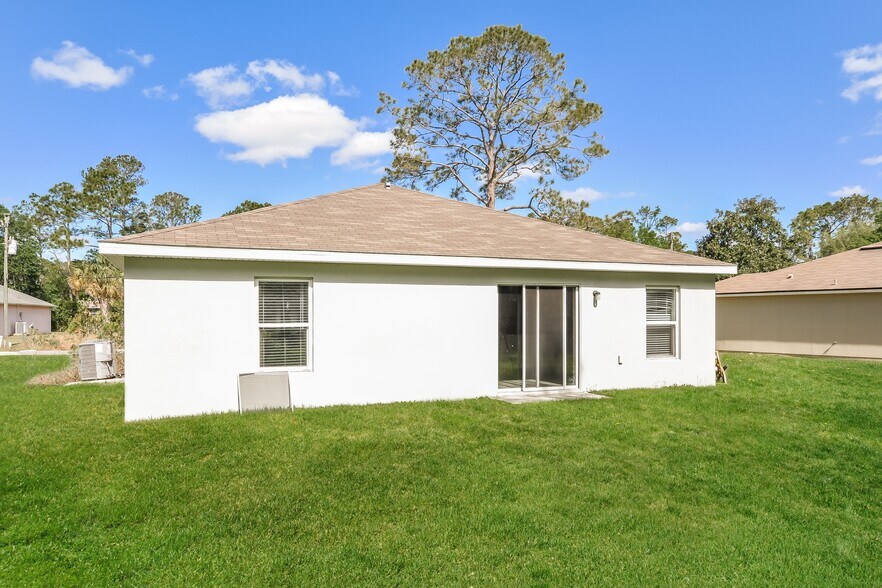 Building Photo - 15 Princess Luise Ln