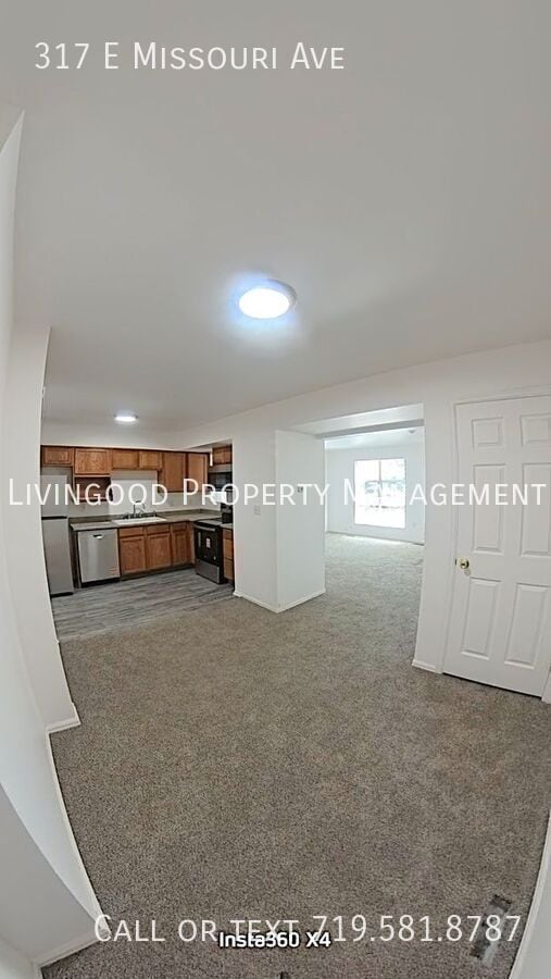 Building Photo - 317 E Missouri Ave