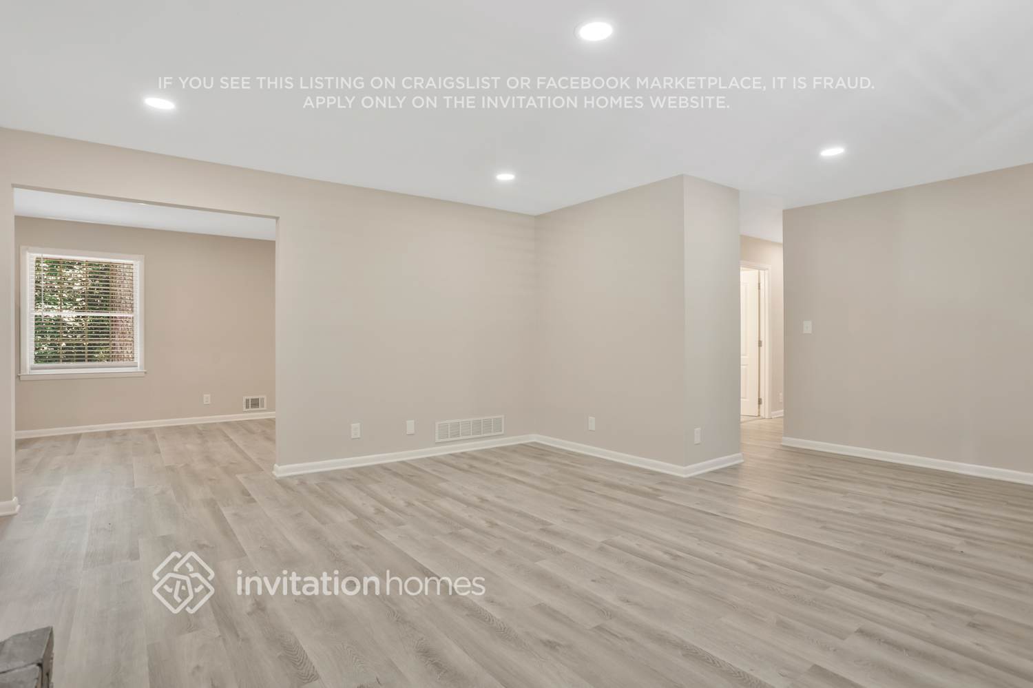 Building Photo - 3569 Troutdale Ct