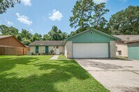 Building Photo - 7010 Foxmar Ln