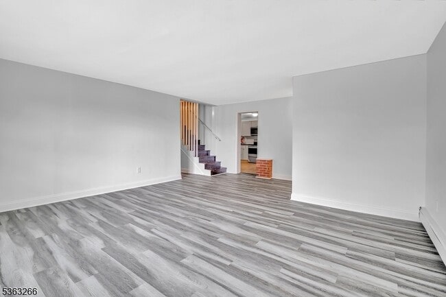 Building Photo - 1712 Linvale Harbourton Rd