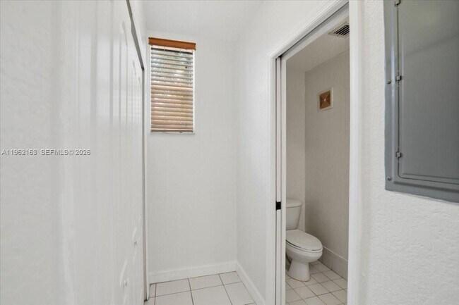 Building Photo - 4435 SW 160th Ave