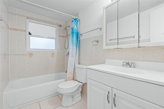 Building Photo - 9952 SW 88th St