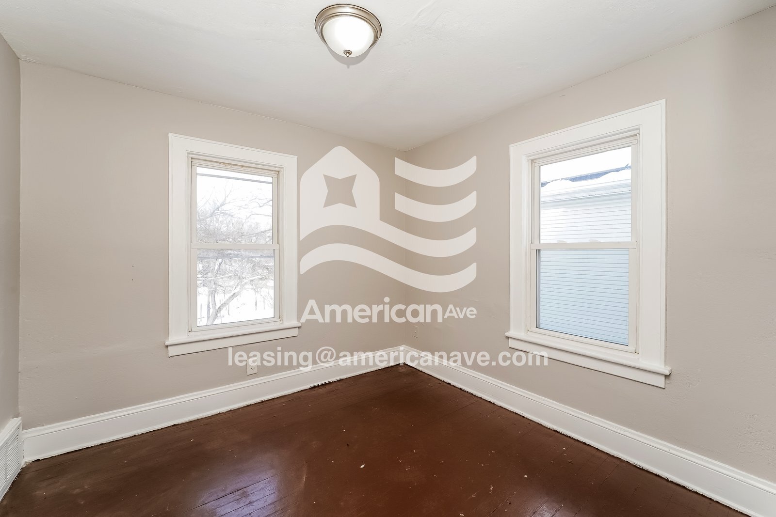 Building Photo - 400 Noble Ave