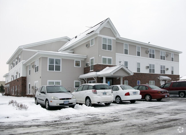 Building Photo - Delano Commons