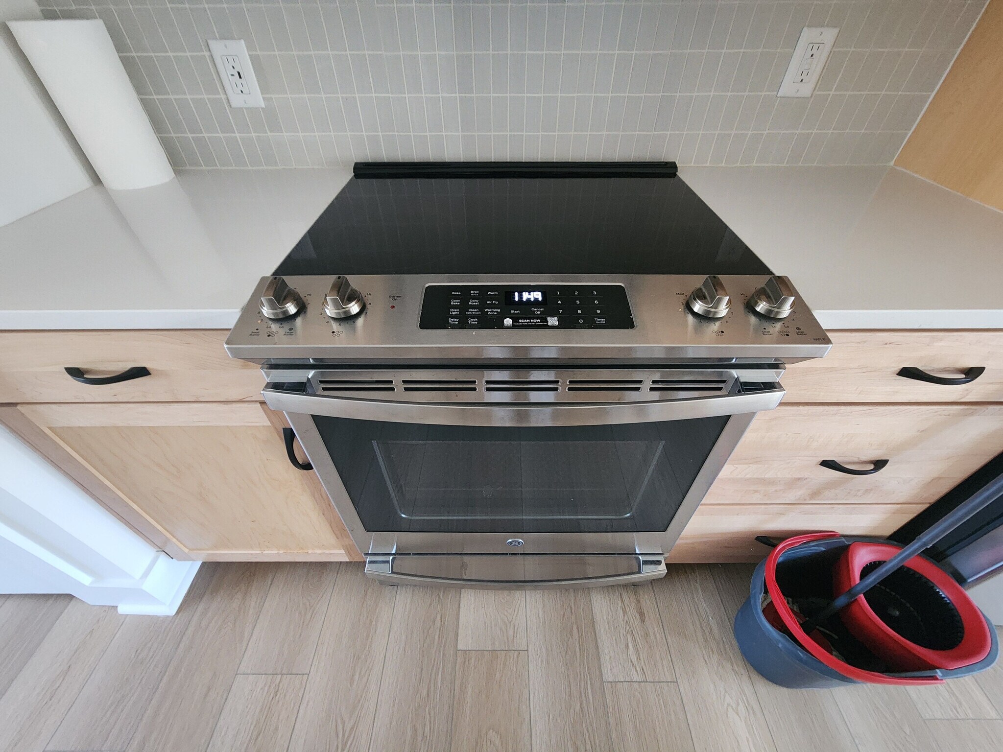 Building Photo - Room in Townhome on Levy Wy