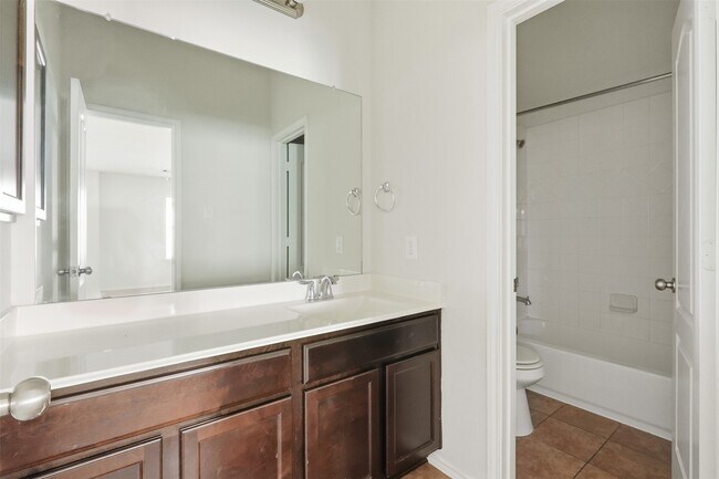 Building Photo - 15917 Tug Ct