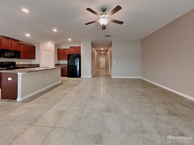Building Photo - 7030 Wiseman Run Dr