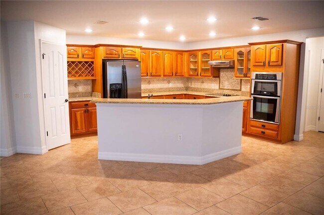Building Photo - 2804 Polson Dr